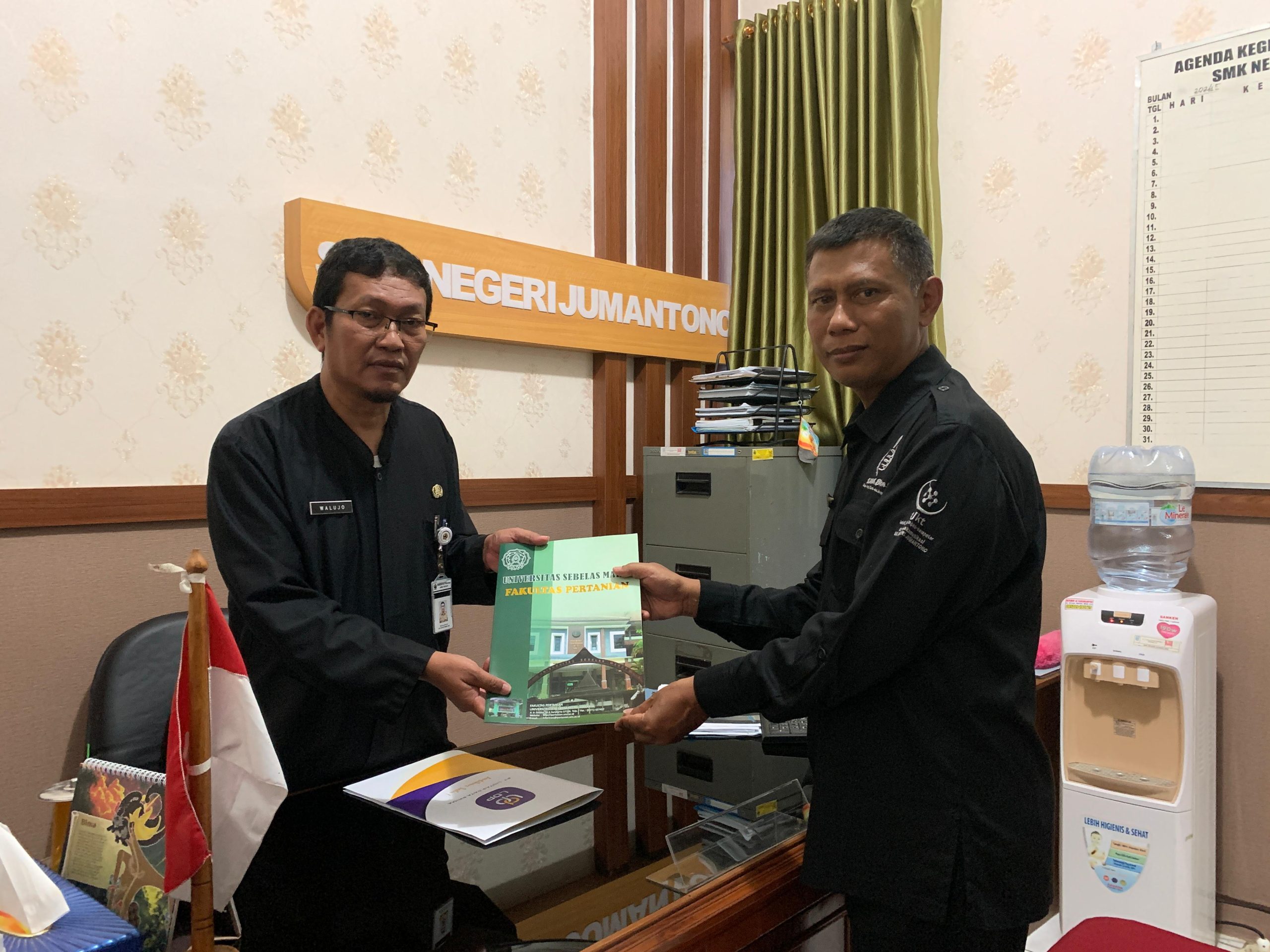 Penandatanganan Perjanjian Kerja Sama antara SMK Negeri Jumantono dan Fakultas Pertanian Universitas Sebelas Maret